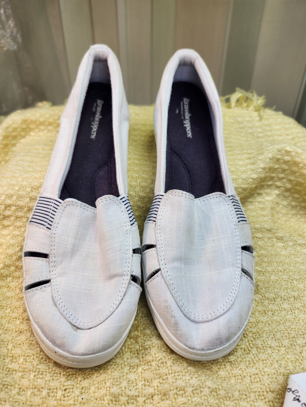 Grasshoppers White Slip-On Flats with Navy Interior